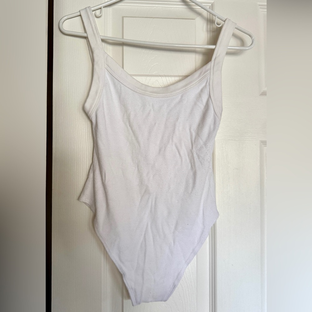 Areyouami White Sleeveless Bodysuit